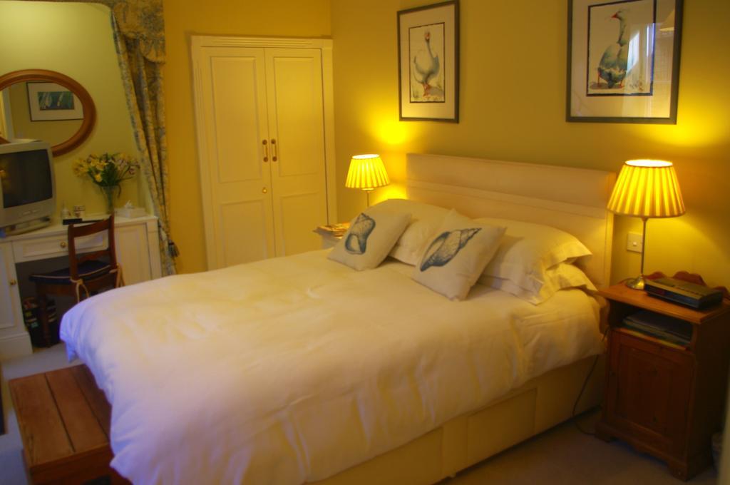 Bed and Breakfast Westbourne House Cowes à Cowes  Chambre photo