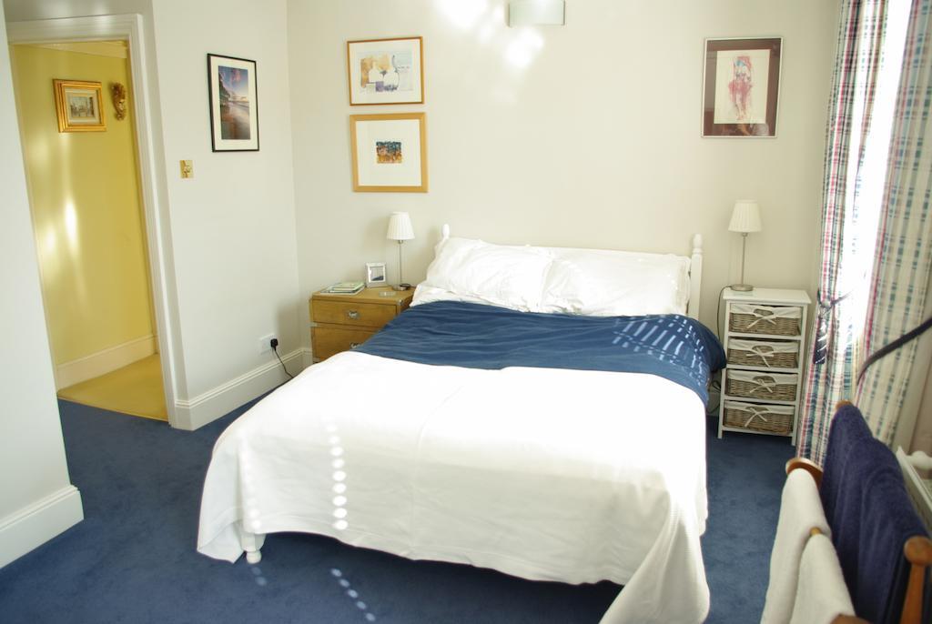 Bed and Breakfast Westbourne House Cowes à Cowes  Chambre photo